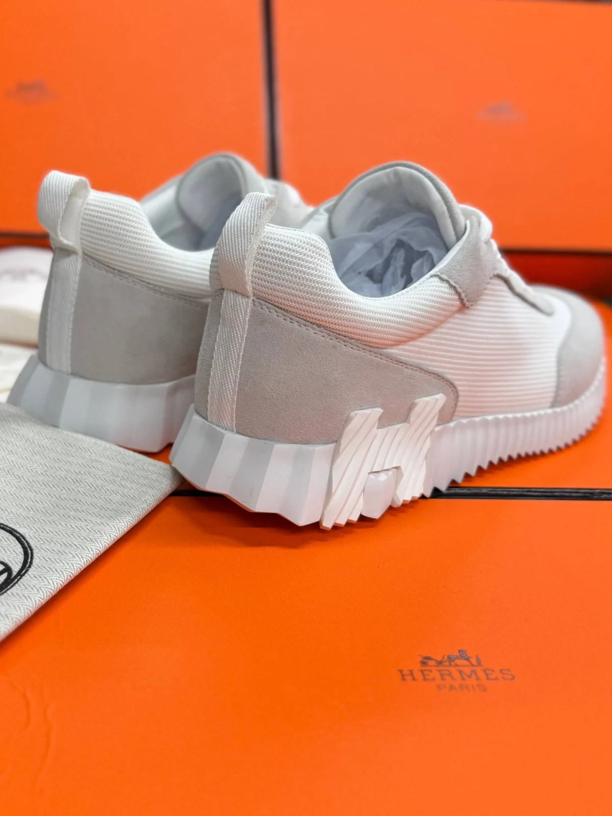 Кроссовки HERMES — изображение 6