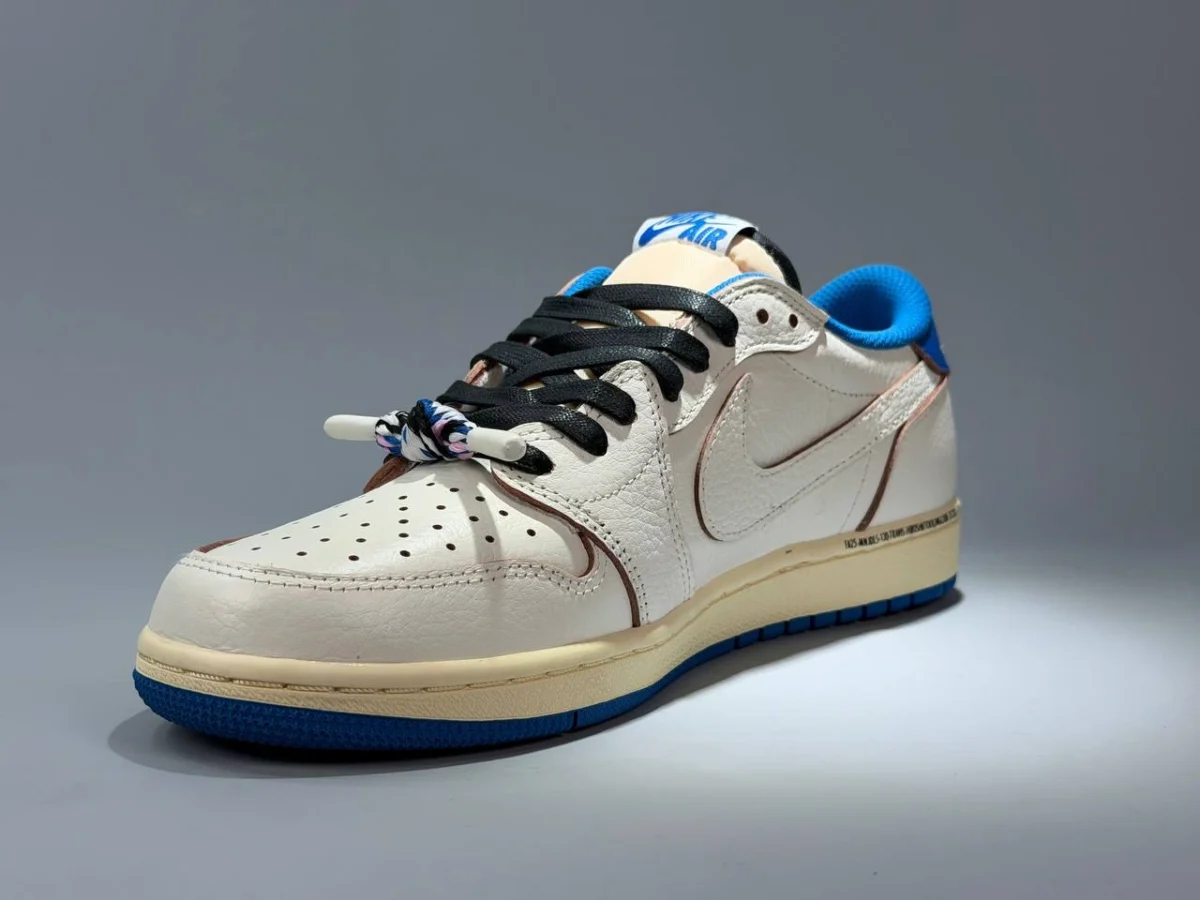 Кеды NIKE Air Jordan 1 Retro Low OG SP x Fragment Design x Travis Scott Sail Military Blue — изображение 3