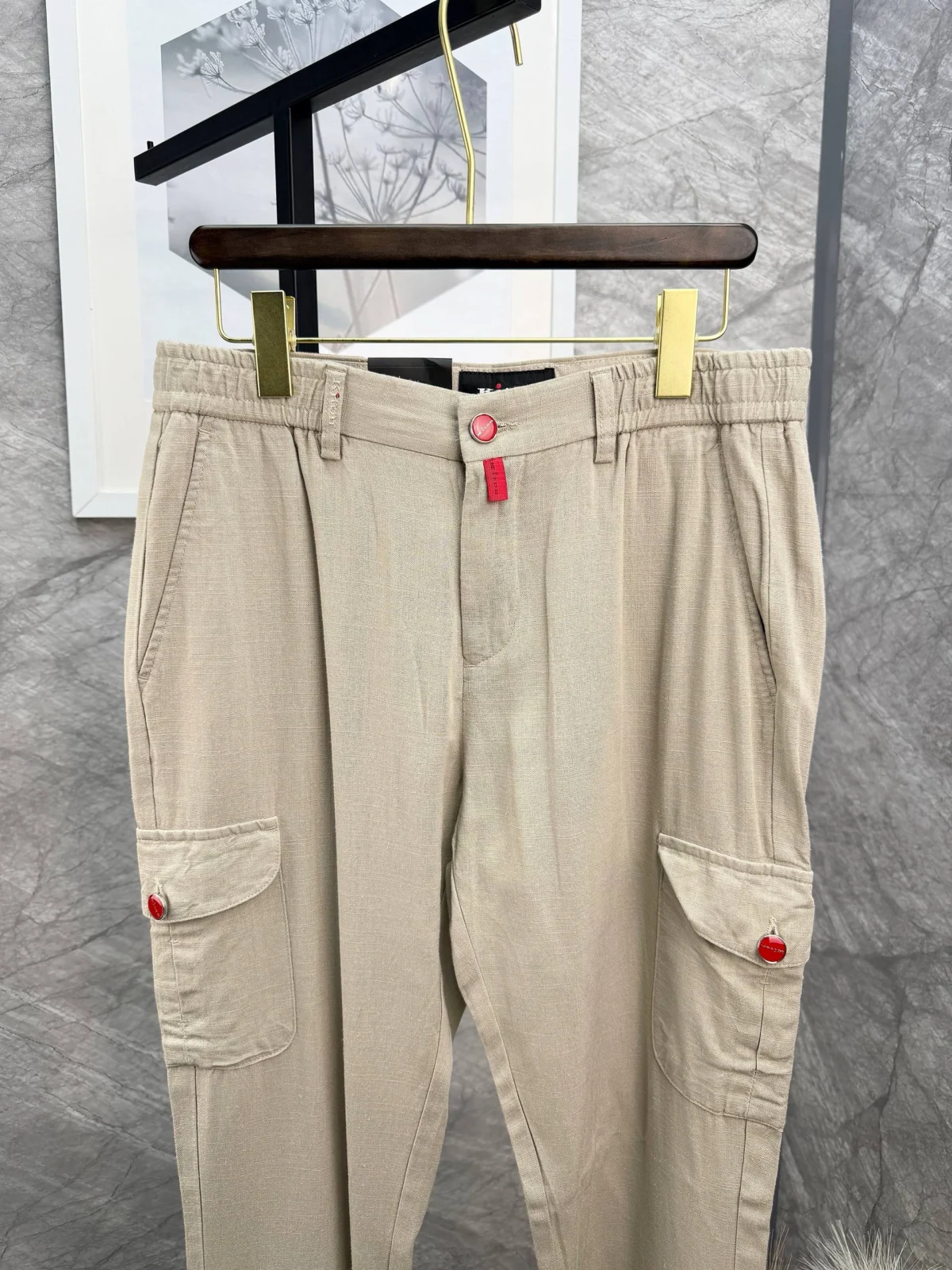 Льняные брюки карго KITON — изображение 3