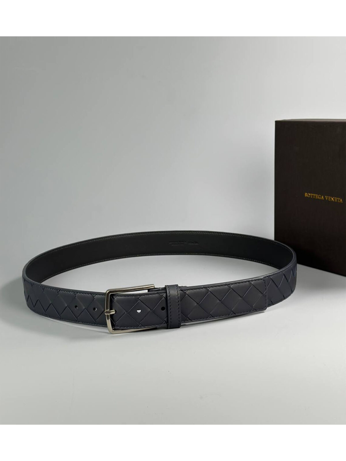 15 Мужской ремень Bottega Veneta тёмно-синего цвета, артикул 345345