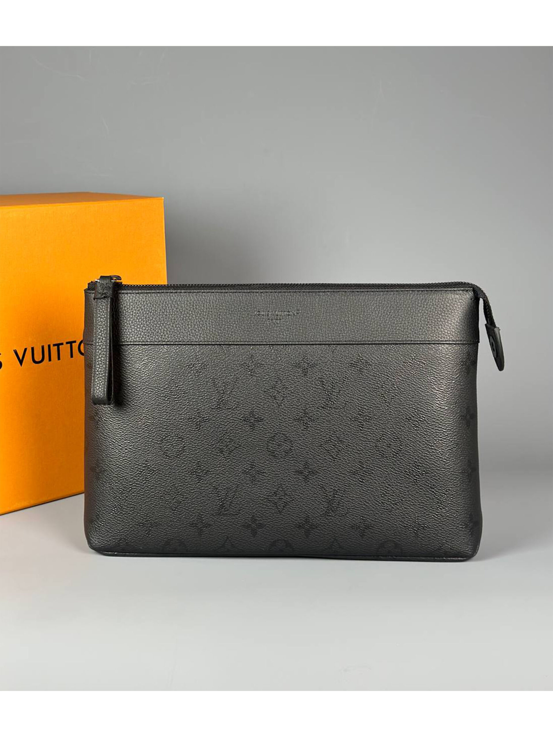 3 Клатч LOUIS VUITTON — изображение 1