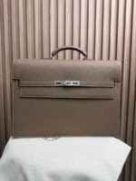 Портфель HERMES