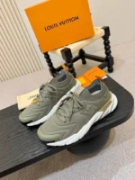 Кроссовки LOUIS VUITTON — изображение 3
