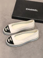 Женские балетки Chanel белого цвета, артикул 345152