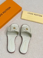 Женские шлепанцы Louis Vuitton белого цвета, артикул 345178 — фото 4