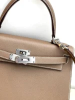 Женская сумка Hermes коричневого цвета, артикул 345185 — фото 4