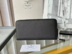 Мужское портмоне Prada чёрного цвета, артикул 345228 — фото 2