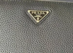 Мужское портмоне Prada чёрного цвета, артикул 345228 — фото 6