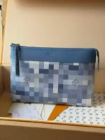 Клатч LOUIS VUITTON