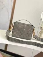 Сумка LOUIS VUITTON — изображение 2
