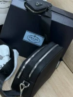 Мужская сумка мессенджер Prada чёрного цвета, артикул 345317 — фото 4