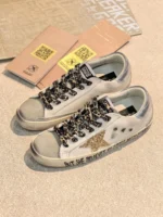 Женские кеды Golden Goose белого цвета, артикул 345424