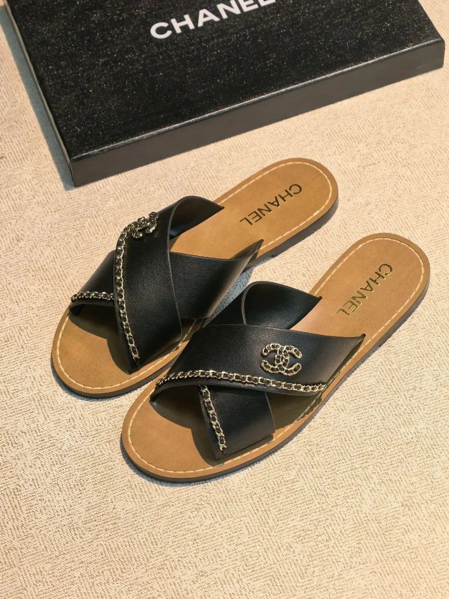 345604_1 Женские шлепанцы Chanel чёрного цвета, артикул 345604