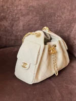 Женская сумка Chanel белого цвета, артикул 345629 — фото 3