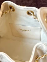 Женская сумка Chanel белого цвета, артикул 345629 — фото 4