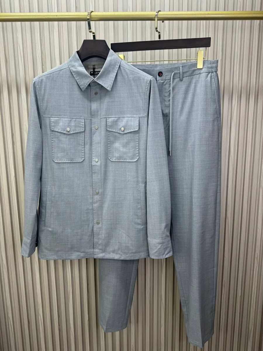 345654_1 Мужской костюм Kiton серого цвета, артикул 345654