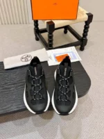 Кроссовки HERMES — изображение 2