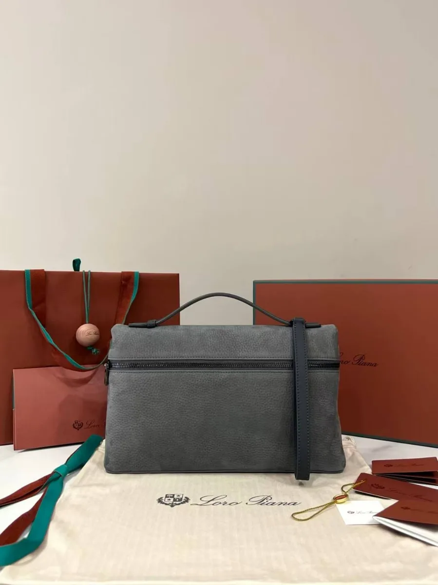 345755_1 Клатч LORO PIANA — изображение 1