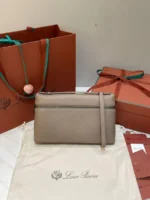 Клатч LORO PIANA
