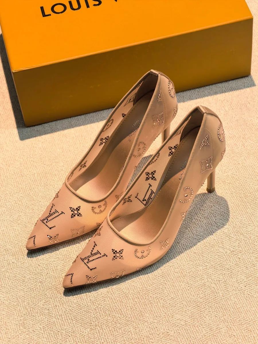 345846_1 Женские туфли Louis Vuitton бежевого цвета, артикул 345846