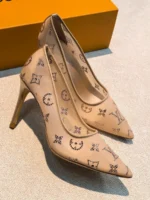 Женские туфли Louis Vuitton бежевого цвета, артикул 345846 — фото 2