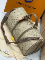 Дорожная сумка LOUIS VUITTON — изображение 3