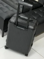 Чемодан RIMOWA — изображение 2