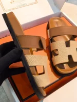 Женские шлепанцы Hermes коричневого цвета, артикул 345985 — фото 5