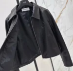Женская кожаная куртка Dior чёрного цвета, артикул 346012 — фото 3