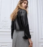 Женская кожаная куртка Dior чёрного цвета, артикул 346012 — фото 6