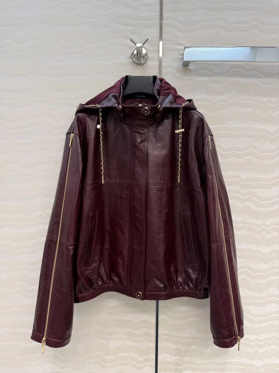 346068_1 Женская кожаная куртка Chanel бордового цвета, артикул 346068