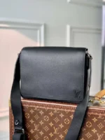 Сумка мессенджер LOUIS VUITTON