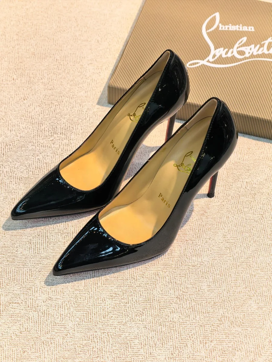 346169_1 Женские туфли Christian Louboutin чёрного цвета, артикул 346173