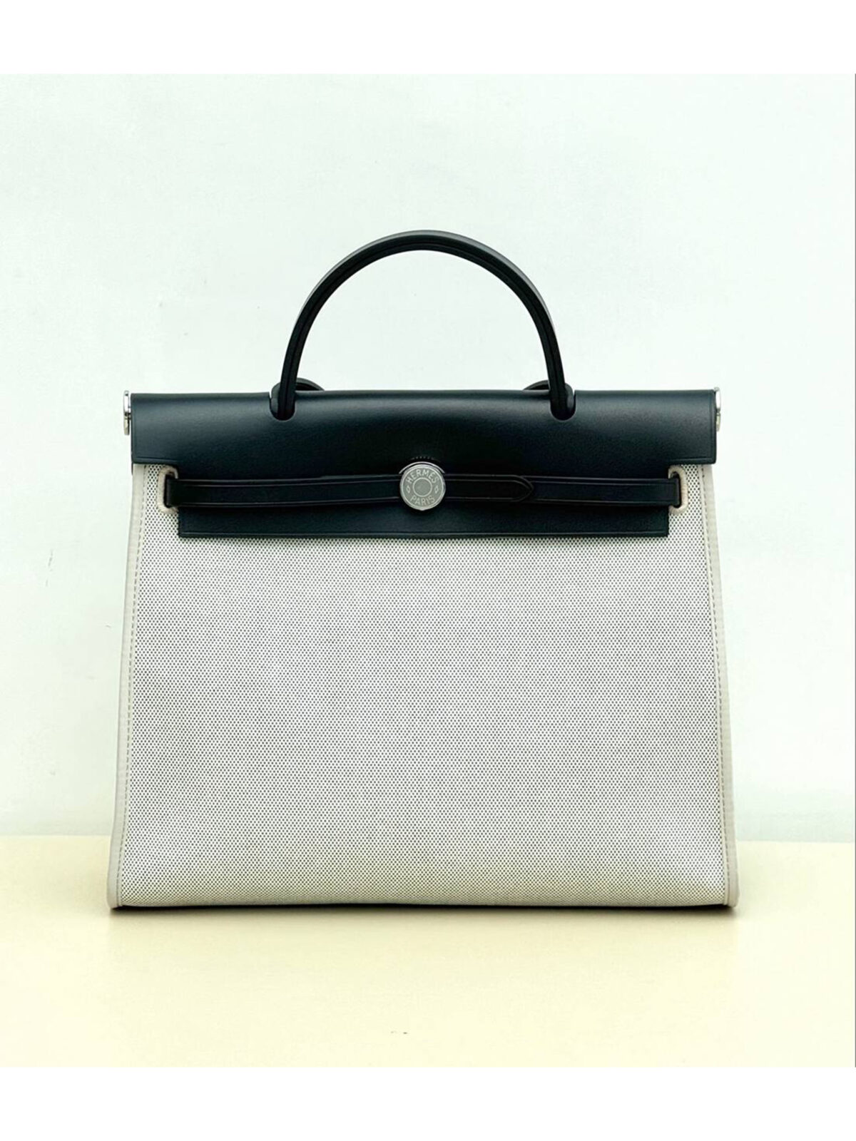 35 Женская сумка Hermes серого цвета, артикул 345127