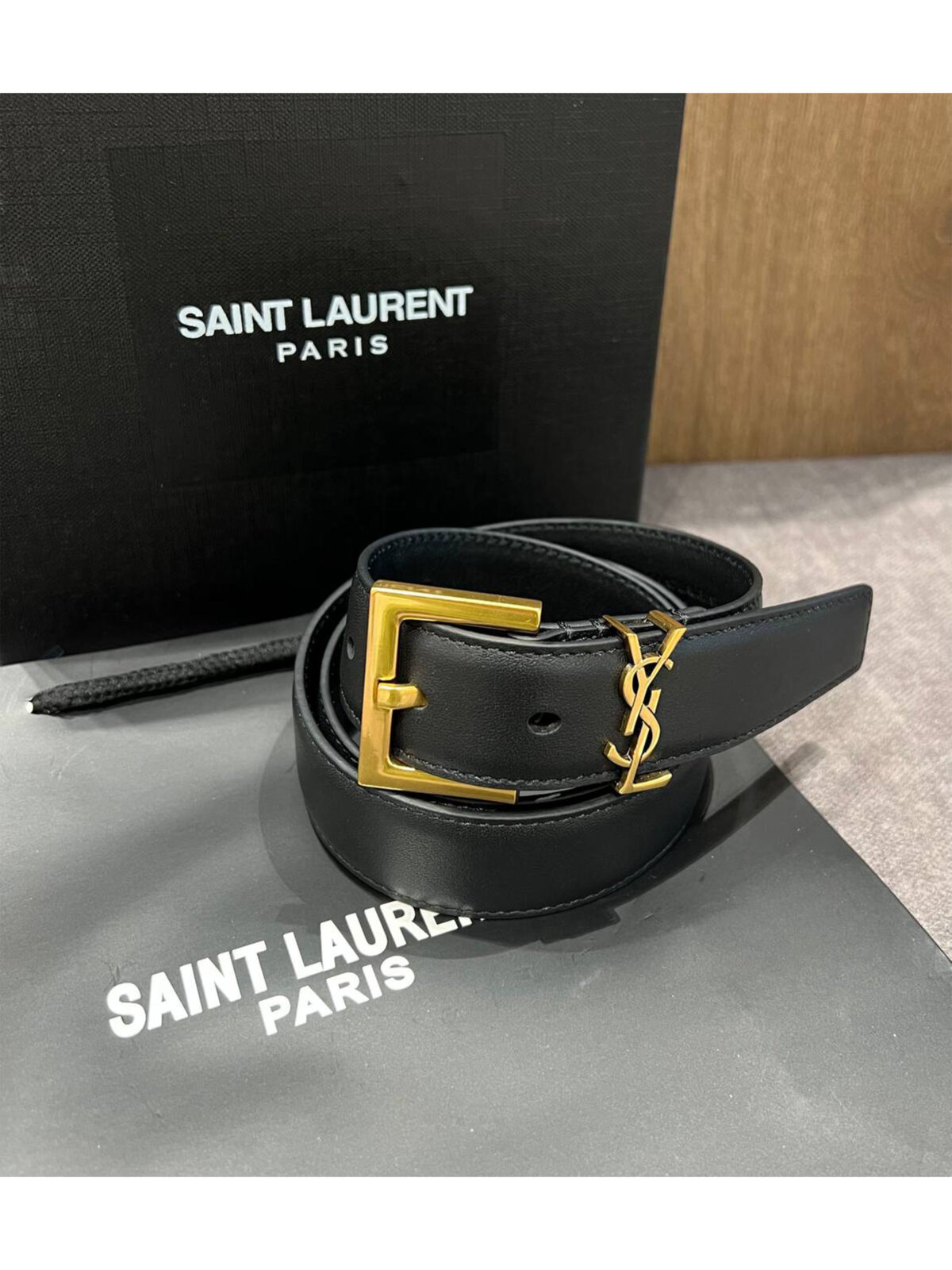 6 Женский ремень Saint Laurent чёрного цвета, артикул 345188