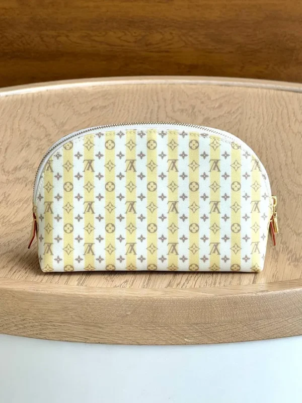 Косметичка Louis Vuitton — фото 2