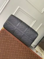 Мужская дорожная сумка Louis Vuitton чёрного цвета, артикул 346338 — фото 4