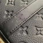 Мужская дорожная сумка Louis Vuitton чёрного цвета, артикул 346338 — фото 5