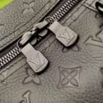 Мужская дорожная сумка Louis Vuitton чёрного цвета, артикул 346338 — фото 6