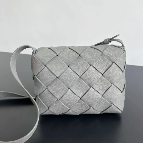 Сумка мессенджер BOTTEGA VENETA — фото 2