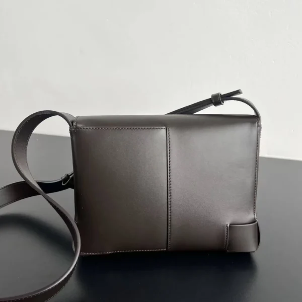 Сумка мессенджер BOTTEGA VENETA — фото 2