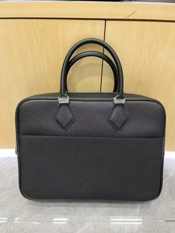 Портфель HERMES