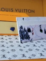 Мужской картхолдер Louis Vuitton белого цвета, артикул 346452 — фото 4