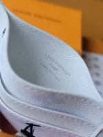 Мужской картхолдер Louis Vuitton белого цвета, артикул 346452 — фото 8