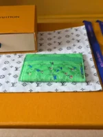 Мужской картхолдер Louis Vuitton зелёного цвета, артикул 346456 — фото 3