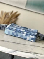 Мужская сумка мессенджер Louis Vuitton синего цвета, артикул 346468 — фото 4