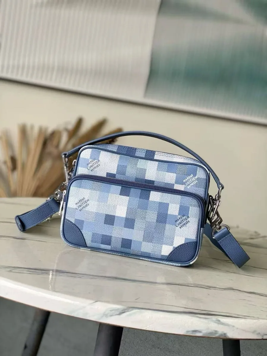 346469_1 Мужская сумка мессенджер Louis Vuitton синего цвета, артикул 346469