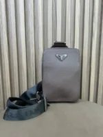 Мужская сумка-слинг Prada коричневого цвета, артикул 346522