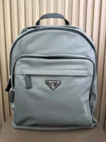 Мужской рюкзак Prada серого цвета, артикул 346530