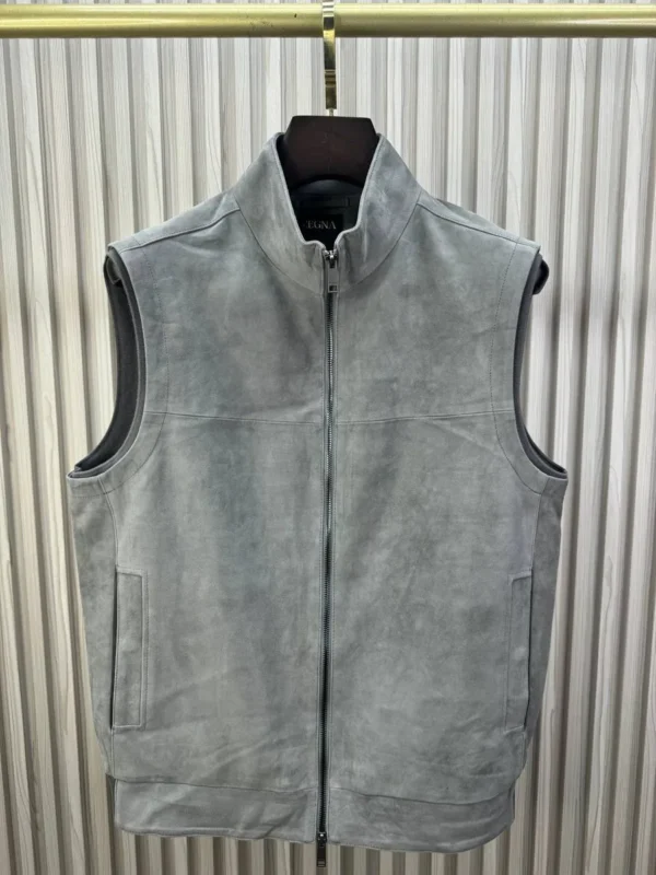 Безрукавка ZEGNA из натуральной замши